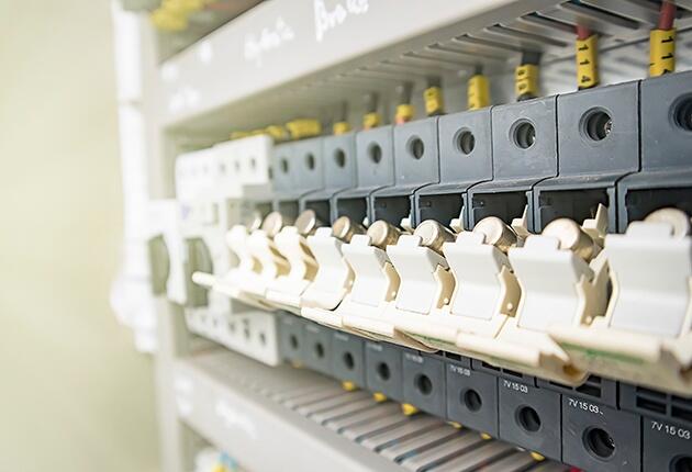 Электронные приборы